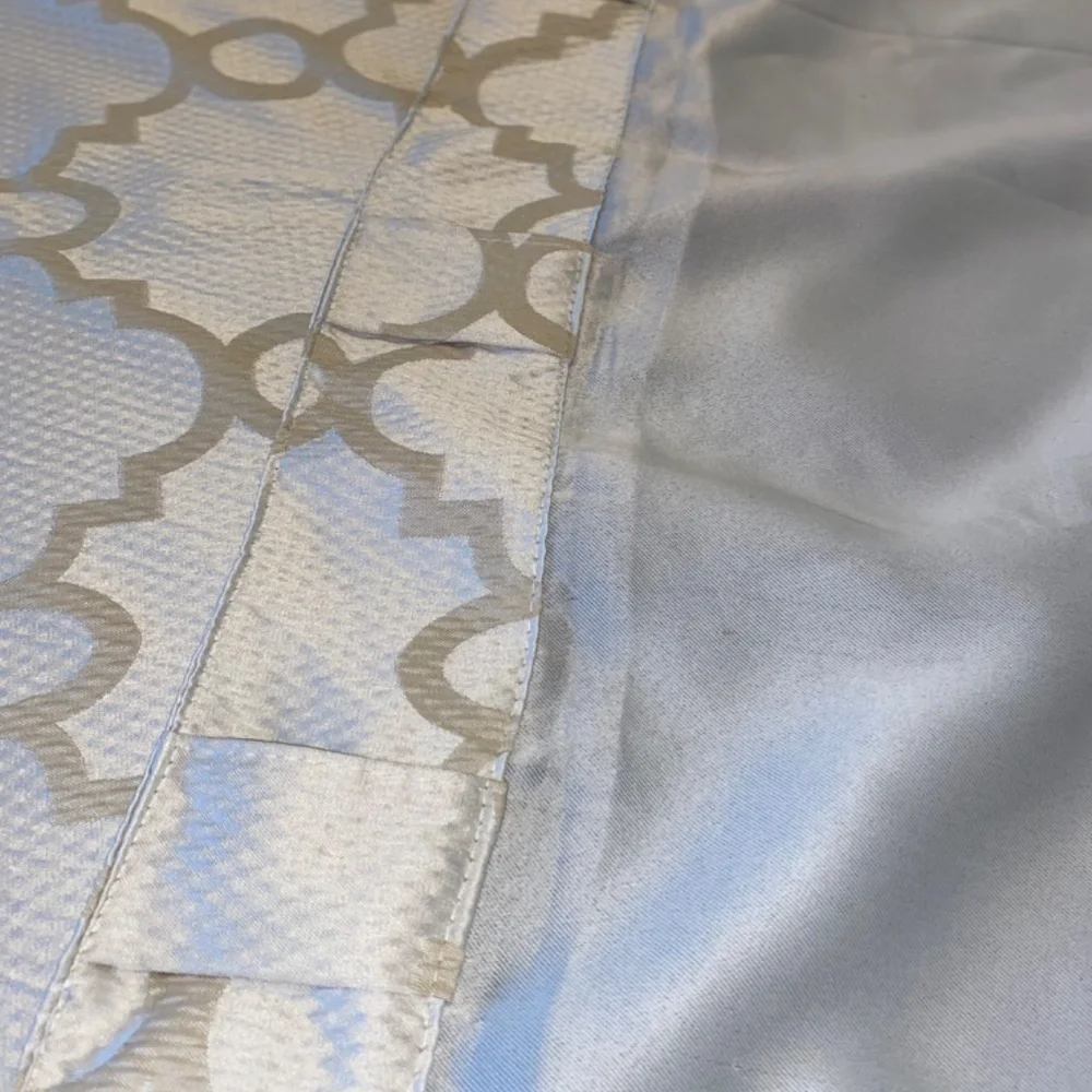 Lot of 2 matching 4x8 lined curtain panels